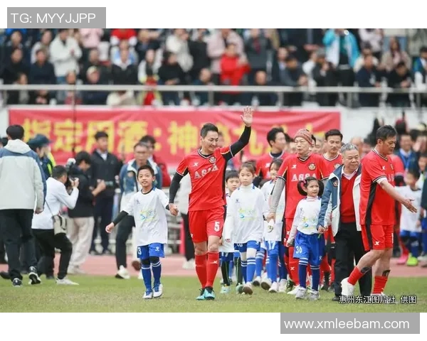 因病去世的足球明星名字曝光引发全球球迷悼念和关注 因病去世的足球明星名字曝光引发全球球迷悼念和关注